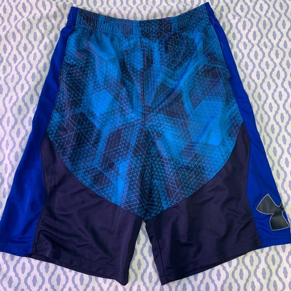 Under Armour shorts - Picture 3 of 4